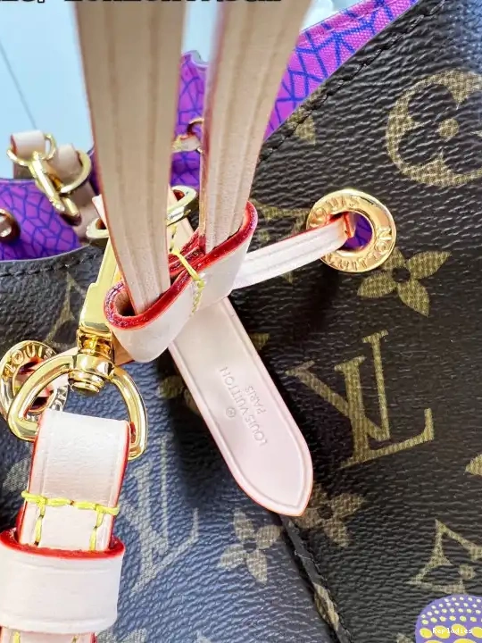 Rep ladies NÉONOÉ MM LOUIS VUITTON 0630